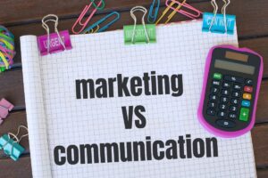 Quelle est la différence entre plan marketing et communication ?